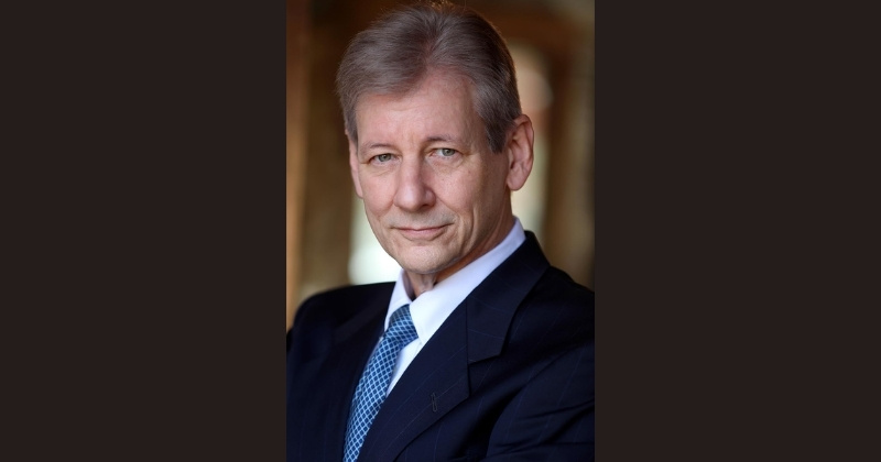 Thomas Garner as John Landreth